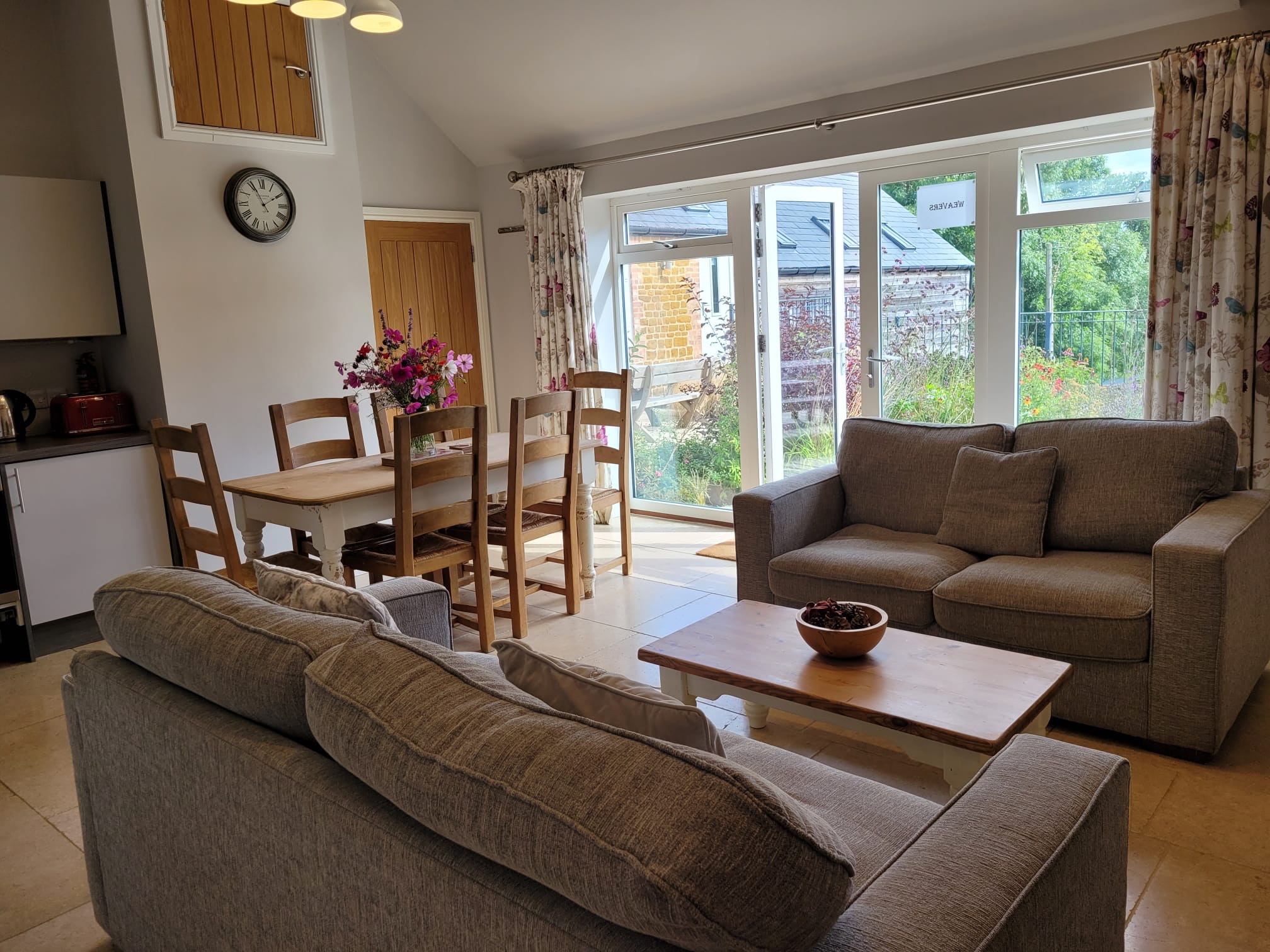 Weavers Bay Tree Cottage